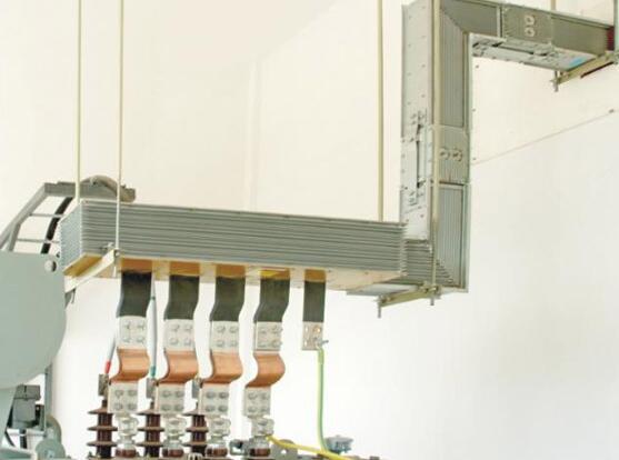 220kV母線(xiàn)槽的故障改造